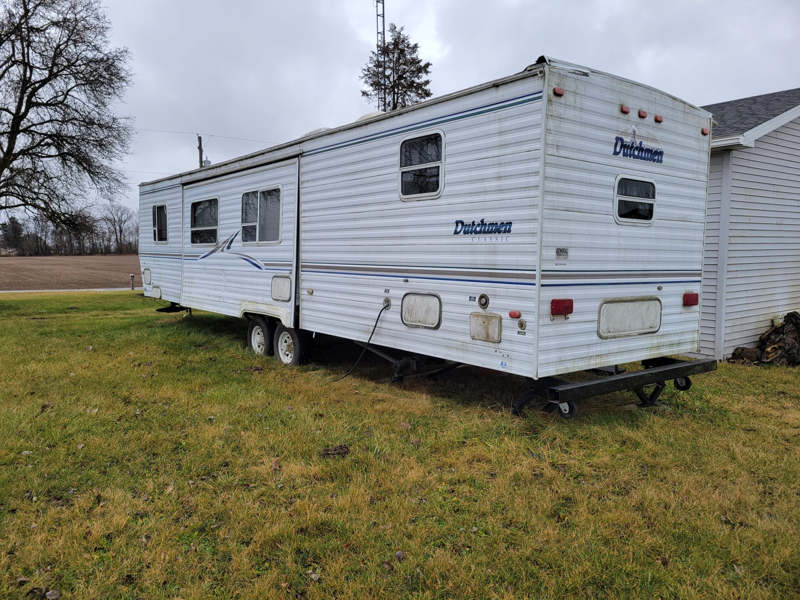 2000 Dutchman Travel Trailer